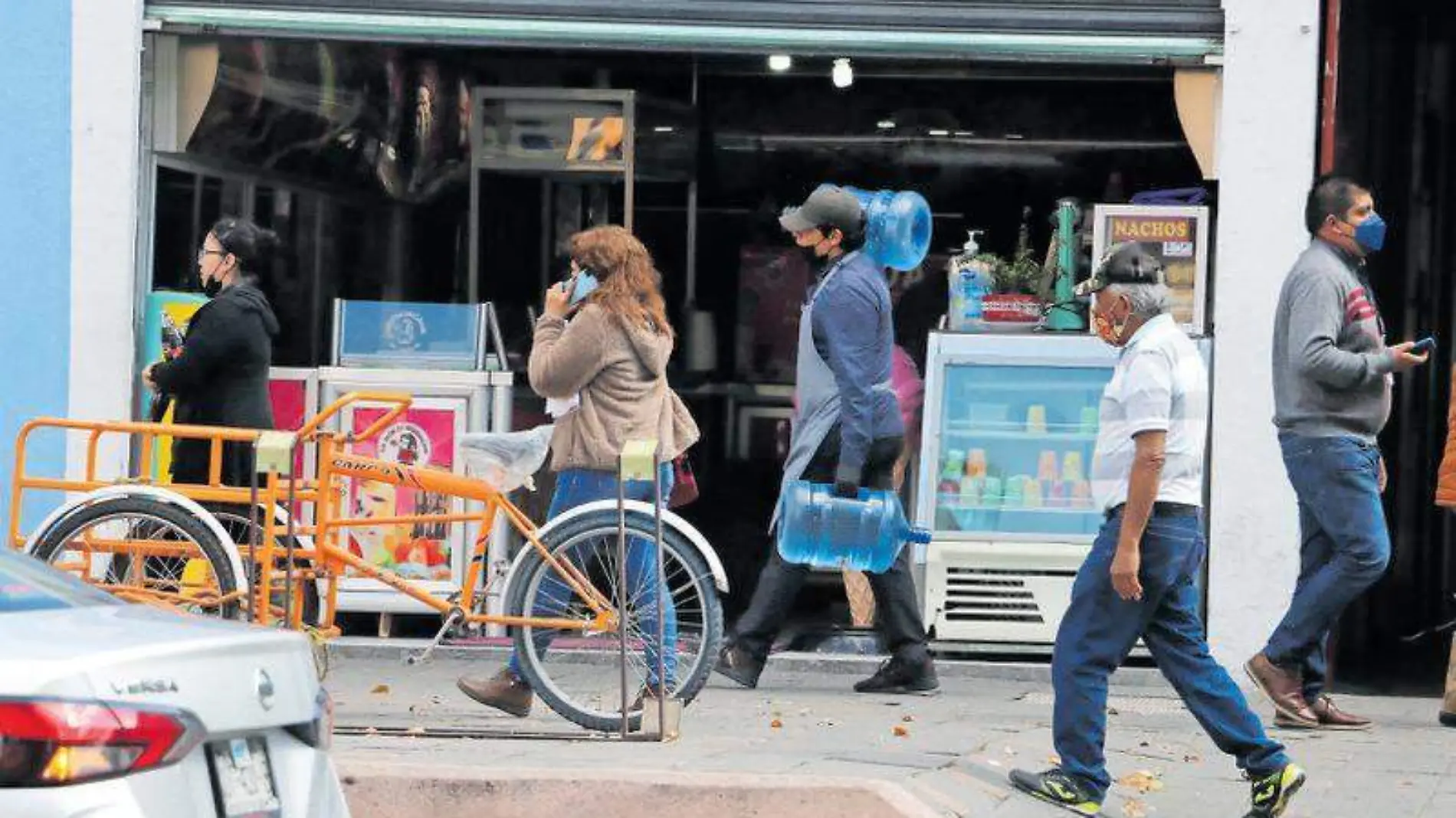 Calle, personas, medidas sanitarias, covid